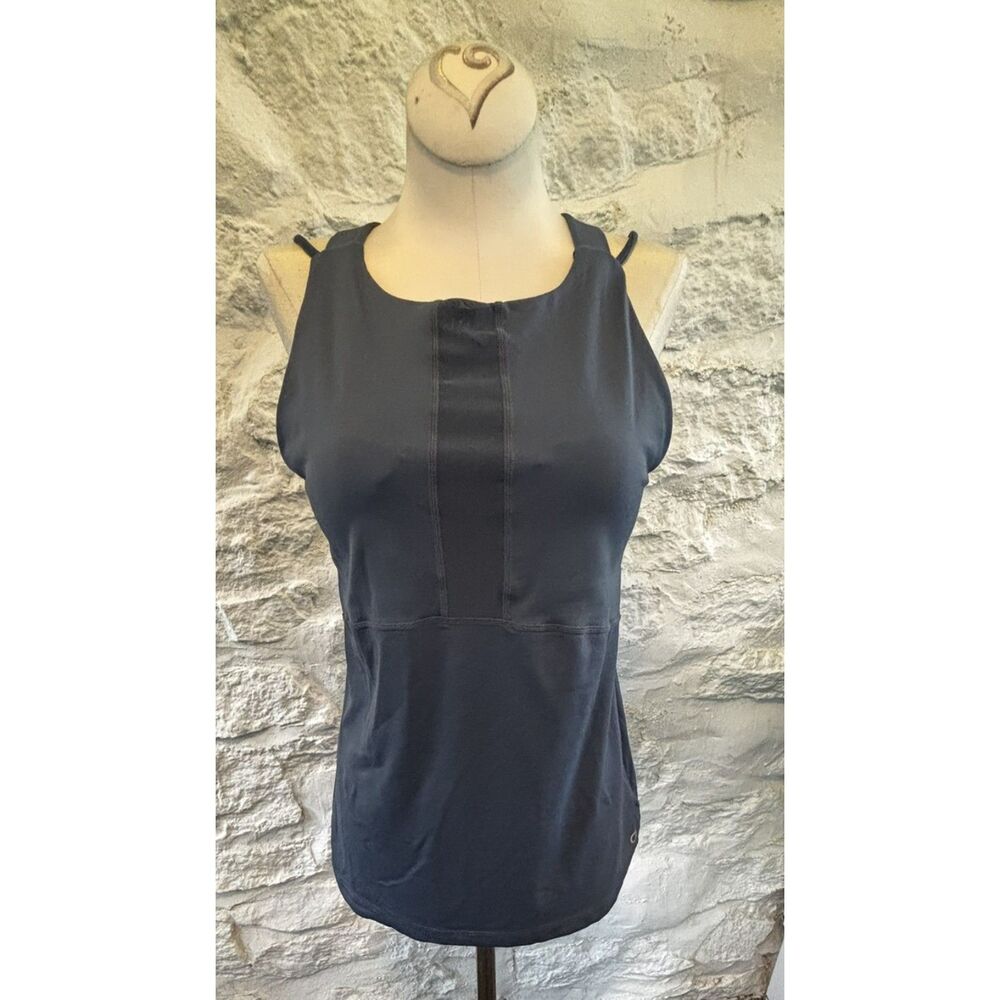 GapFit Medium Impact Tank Padded Shelf Bra Gray M Comfort Workout Yoga